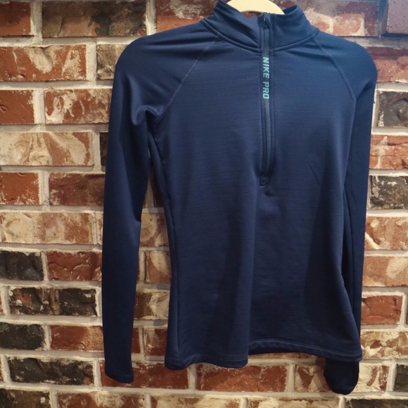 Nike Pro Pullover - Picture 1 of 2